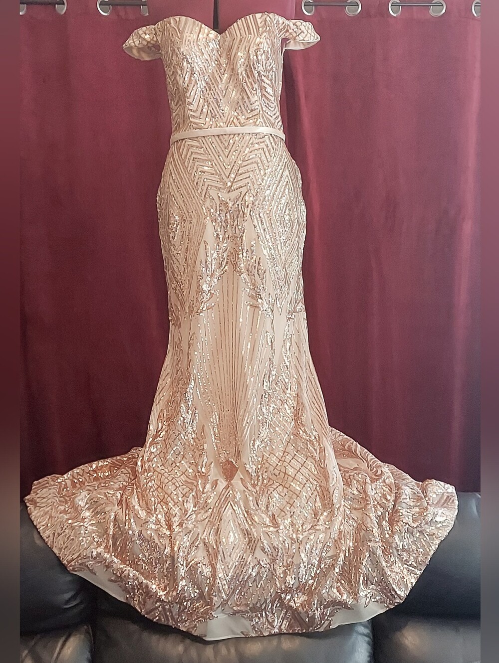 NWT Art Deco Design Rose Gold Sequin Off-Shoulder Evening Gown - Picture 4 of 11